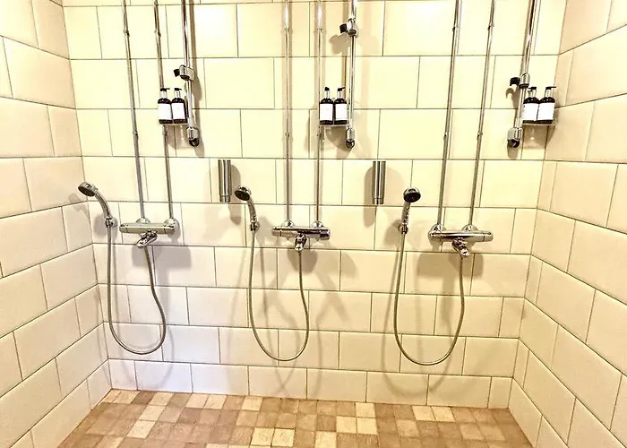 Levinkolmio B2 Visit